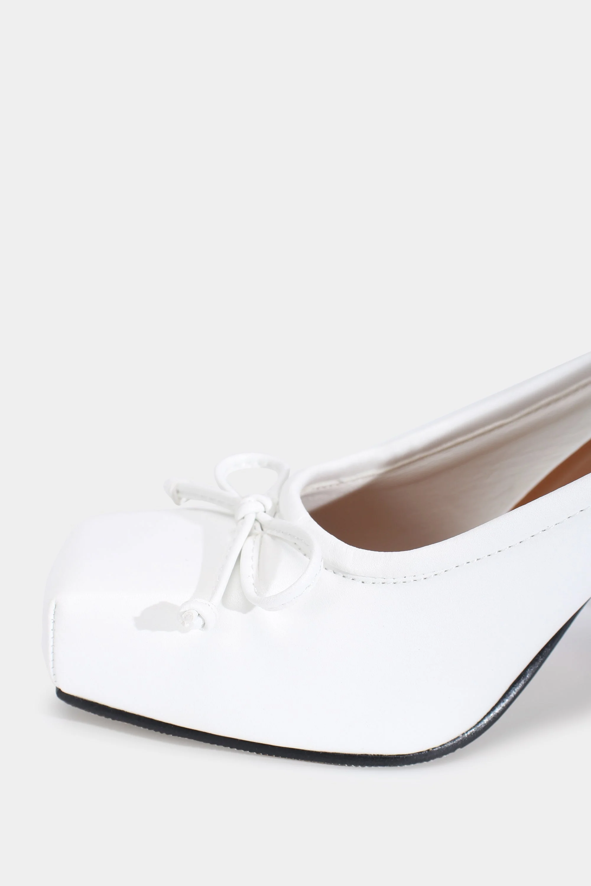 Herby Shoes - White - Image 6